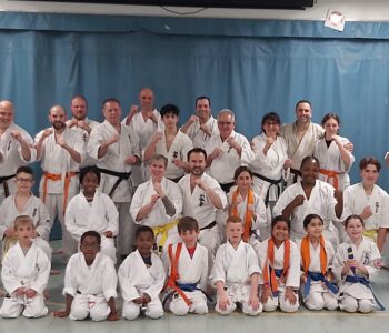 photo de group au dojo Shinkyokushin Saint-Jérôme
